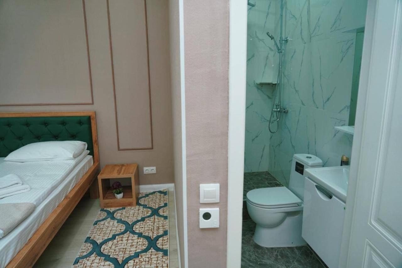 Halal Apart Hotel อัลมาตี ภายนอก รูปภาพ